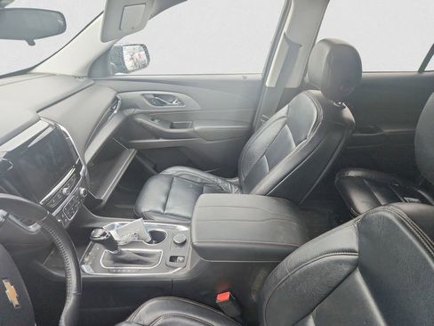 Used 2019 Chevrolet Traverse LT AWD/4WD image 7