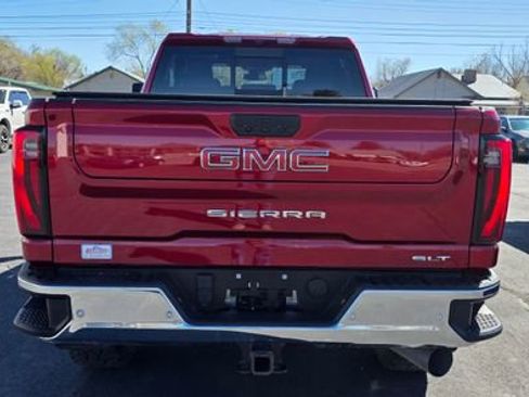 Used 2024 GMC Sierra 2500 SLT w/ SLT Premium Package image 5