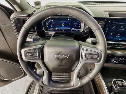 Used 2023 Chevrolet Silverado 1500 RST w/ Convenience Package II AWD/4WD image 4