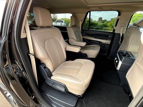 Used 2024 Ford Expedition Max Limited image 27