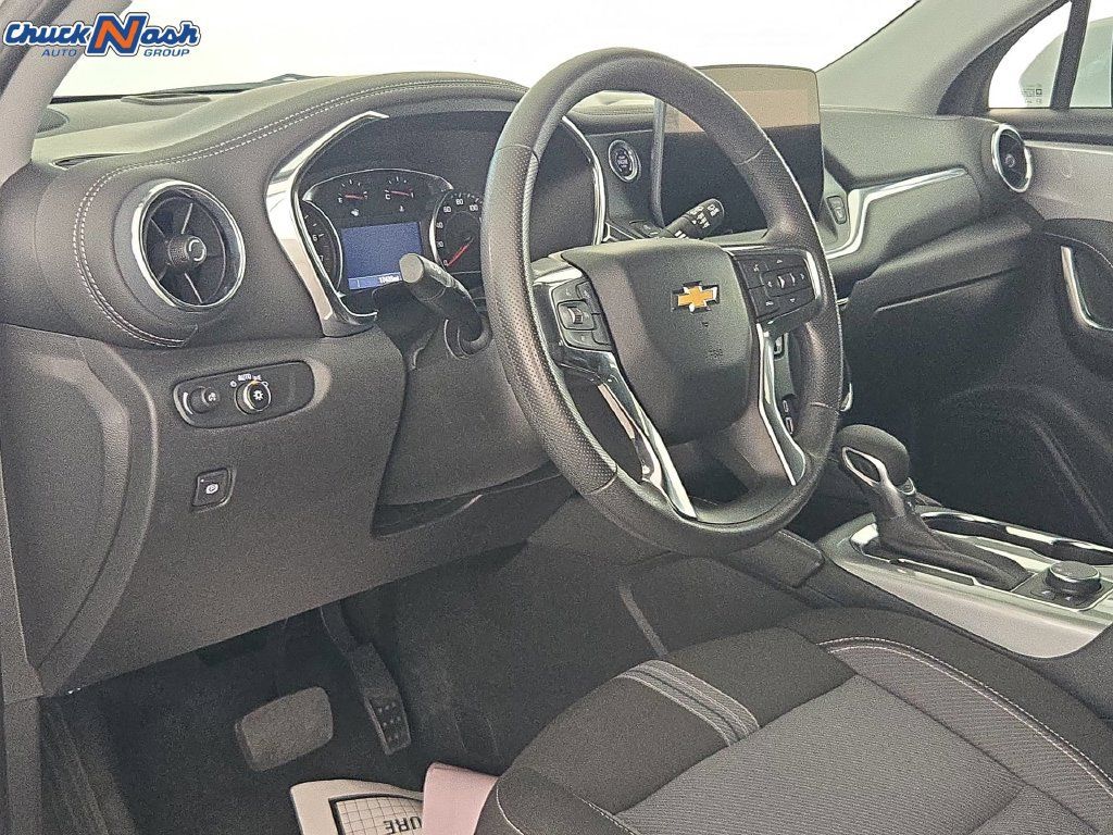 Certified 2026 Chevrolet Blazer LT FWD image 16