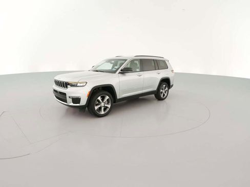 New 2025 Jeep Grand Cherokee L Limited image 4