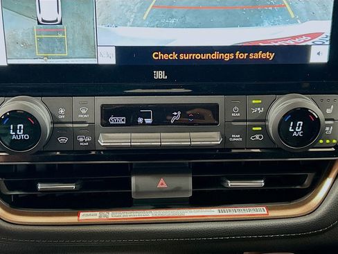 New 2026 Toyota Grand Highlander AWD Hybrid image 15