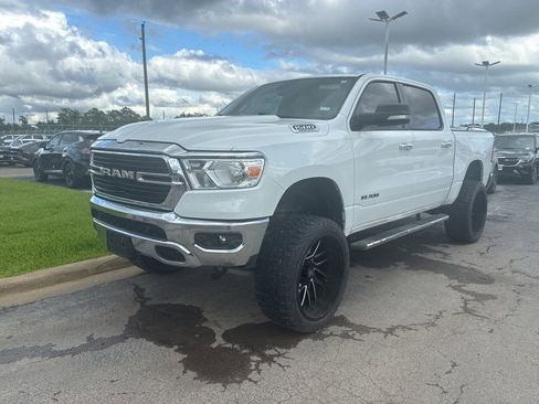 Used 2019 RAM 1500 Big Horn AWD/4WD image 1