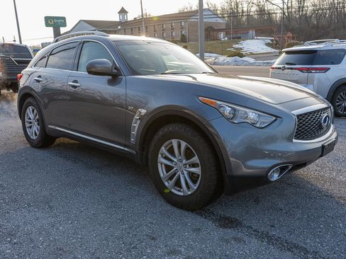 Used 2017 INFINITI QX70 AWD w/ Premium Package image 1