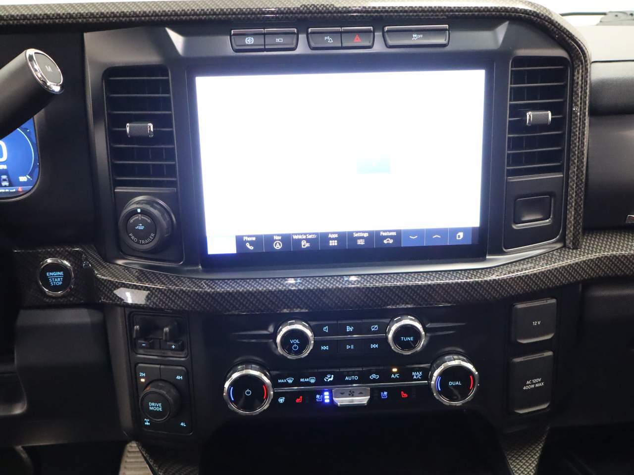 Used 2024 Ford F250 Lariat w/ Lariat Ultimate Package AWD/4WD image 10