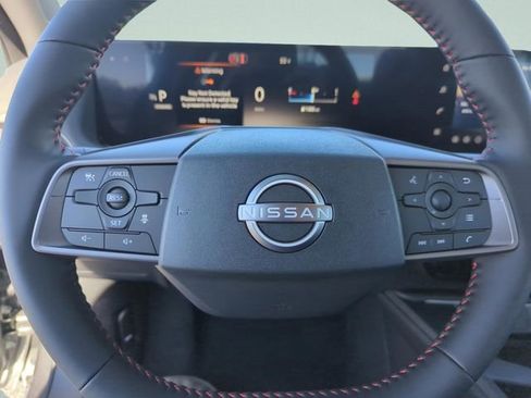 New 2026 Nissan Sentra SR w/ Floor Mat Package FWD image 38