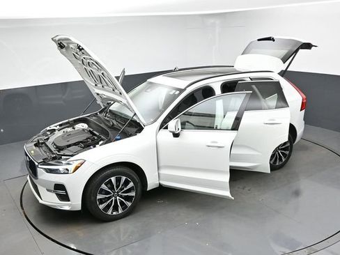Used 2023 Volvo XC60 B5 Core w/ Climate Package image 49