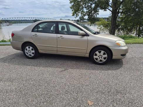 Used 2006 Toyota Corolla CE FWD image 3