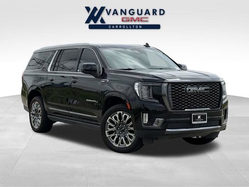 Used 2024 GMC Yukon XL Denali Ultimate AWD/4WD image 1