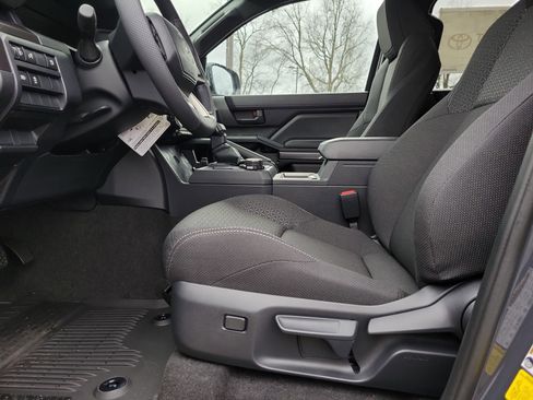 New 2025 Toyota 4Runner SR5 image 16