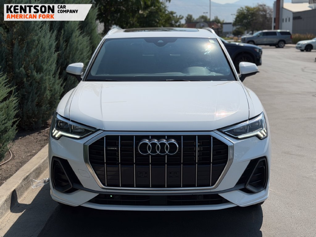 Used 2025 Audi Q3 2.0T Premium AWD/4WD image 2