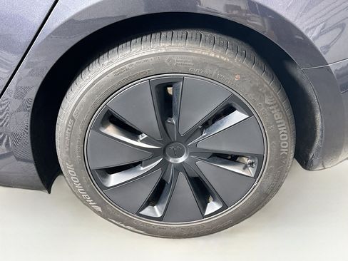 Used 2024 Tesla Model 3 RWD image 11