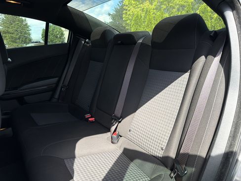 Used 2022 Dodge Charger R/T w/ Blacktop Package RWD image 9