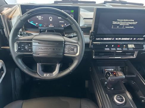 Used 2025 GMC Hummer EV 2X AWD/4WD image 17