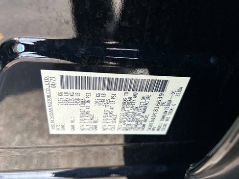 Used 2023 Nissan Rogue S AWD/4WD image 32