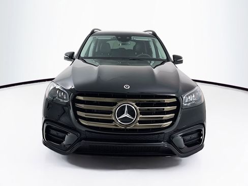 New 2026 Mercedes-Benz GLS 450 4MATIC image 2