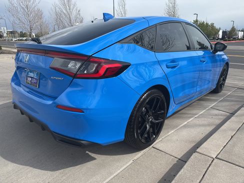 Used 2024 Honda Civic Sport image 5