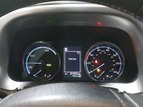 Used 2018 Toyota RAV4 Limited image 19