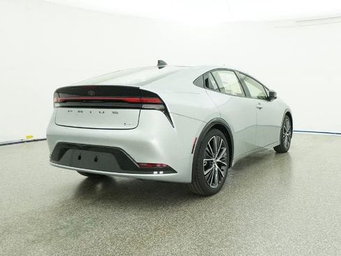 New 2026 Toyota Prius XLE image 24