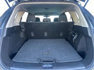 Used 2022 Nissan Rogue SV video 2