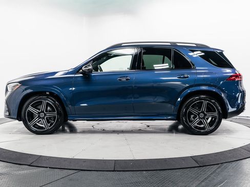 Used 2024 Mercedes-Benz GLE 450e 4MATIC image 4