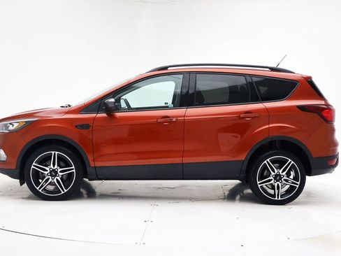 Used 2019 Ford Escape SEL AWD/4WD image 5
