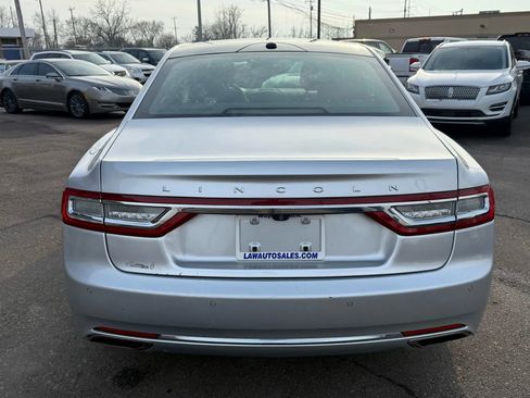 Used 2017 Lincoln Continental Select w/ Climate Package image 6