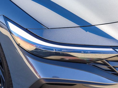 New 2026 Hyundai Elantra Sport image 4