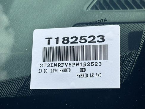 Used 2023 Toyota RAV4 LE AWD/4WD image 14