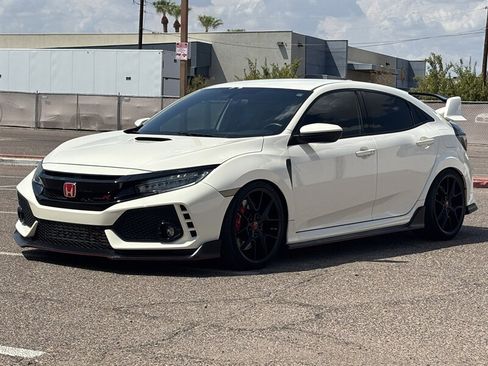Used 2019 Honda Civic Type R image 8