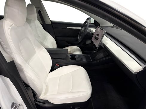 Certified 2022 Tesla Model 3 Long Range AWD/4WD image 13
