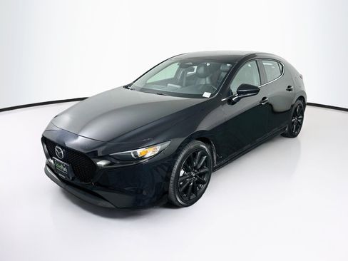 Used 2024 MAZDA MAZDA3 s FWD image 3
