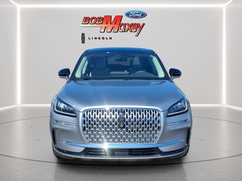 Used 2023 Lincoln Corsair AWD w/ Equipment Group 101A image 2