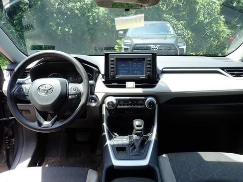 Certified 2022 Toyota RAV4 XLE AWD/4WD image 12