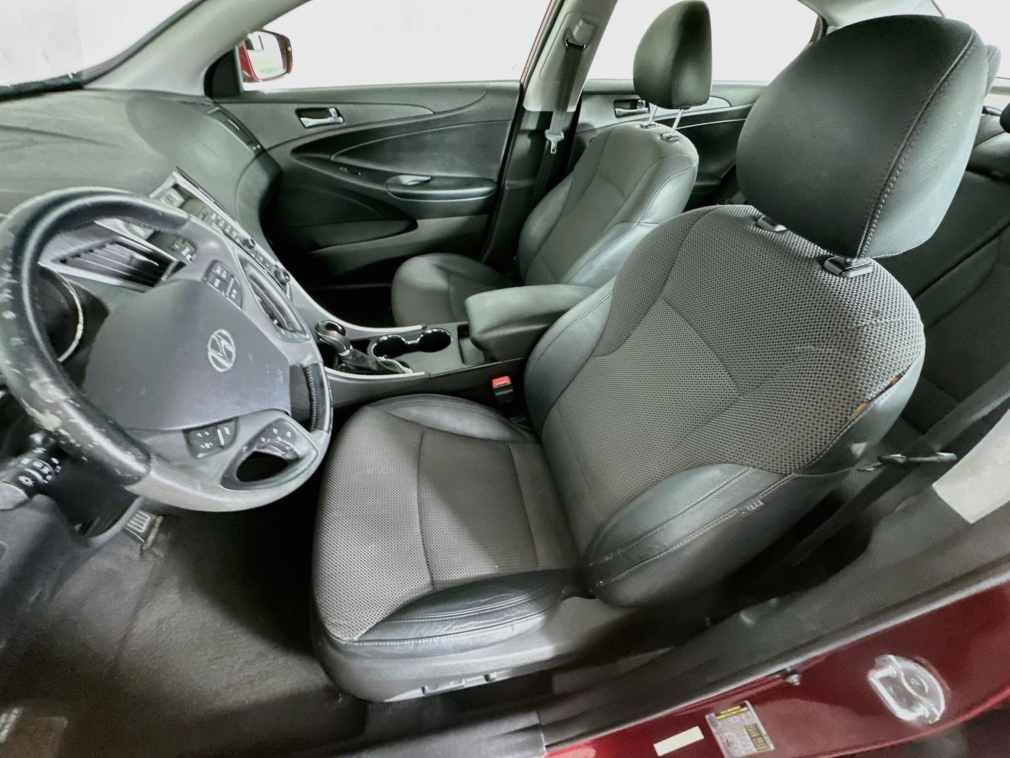 Used 2011 Hyundai Sonata SE FWD image 13