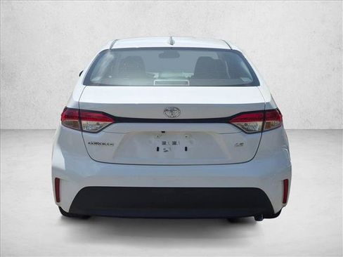 Used 2024 Toyota Corolla LE FWD image 6