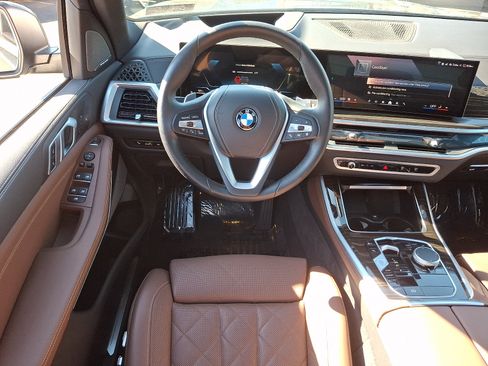 Used 2025 BMW X5 sDrive40i w/ Premium Package RWD image 11
