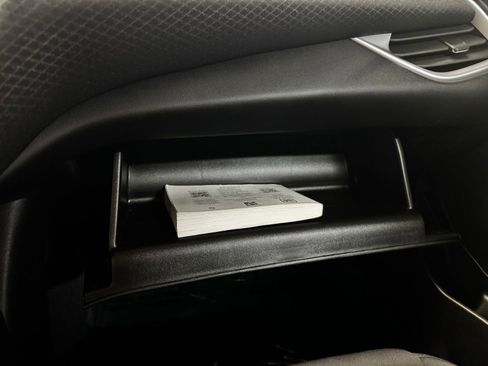 Used 2023 Chevrolet Malibu LT FWD image 28