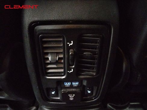 Used 2022 Dodge Durango R/T w/ Trailer Tow Group IV image 37