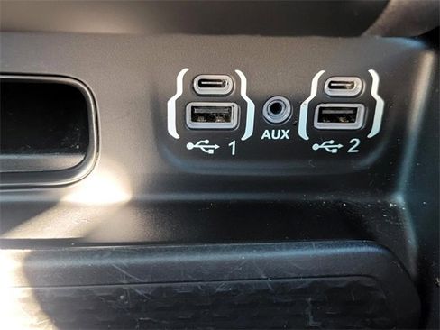 Used 2021 RAM 1500 Big Horn image 28