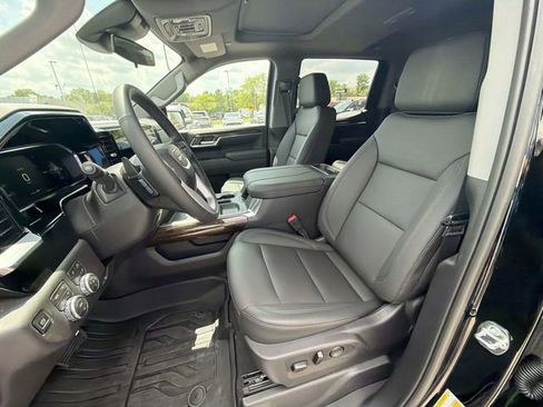 New 2026 GMC Sierra 1500 Elevation w/ Elevation Premium Package AWD/4WD image 11