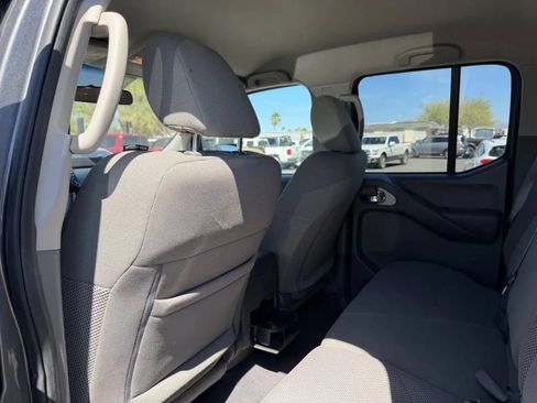 Used 2019 Nissan Frontier SV AWD/4WD image 21