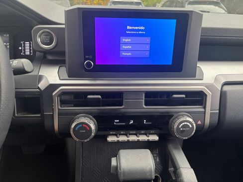 Used 2025 Toyota 4Runner SR5 image 18