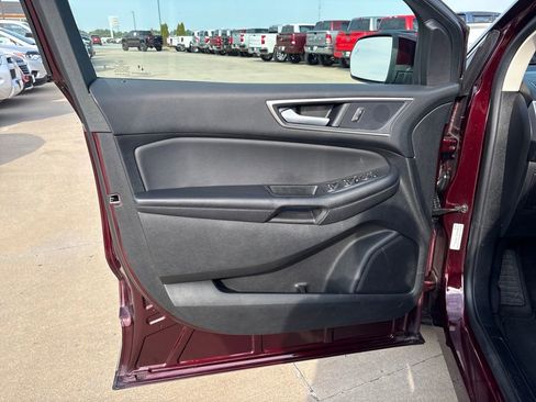 Used 2024 Ford Edge SEL image 15