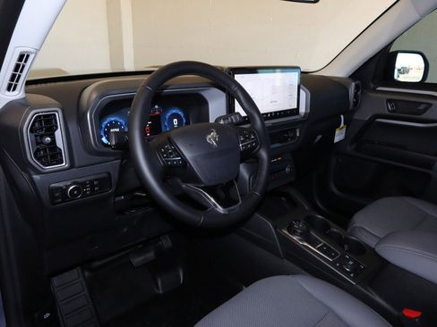 New 2025 Ford Bronco Sport Badlands image 21