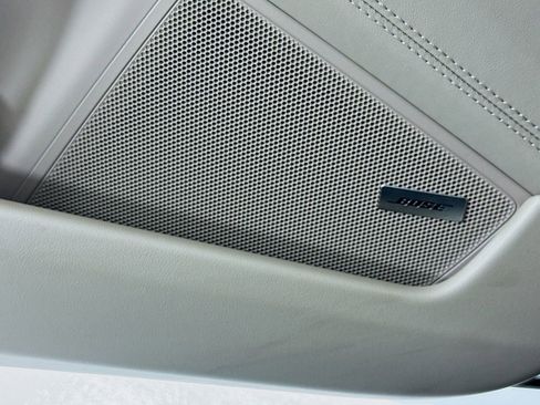 Certified 2025 Porsche 911 Carrera image 12