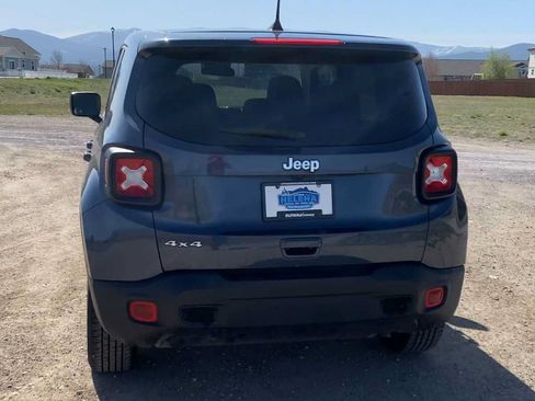Certified 2023 Jeep Renegade Latitude AWD/4WD image 7