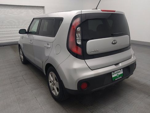 Used 2018 Kia Soul FWD image 5