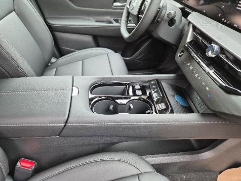 New 2026 Nissan Murano SV AWD/4WD image 11